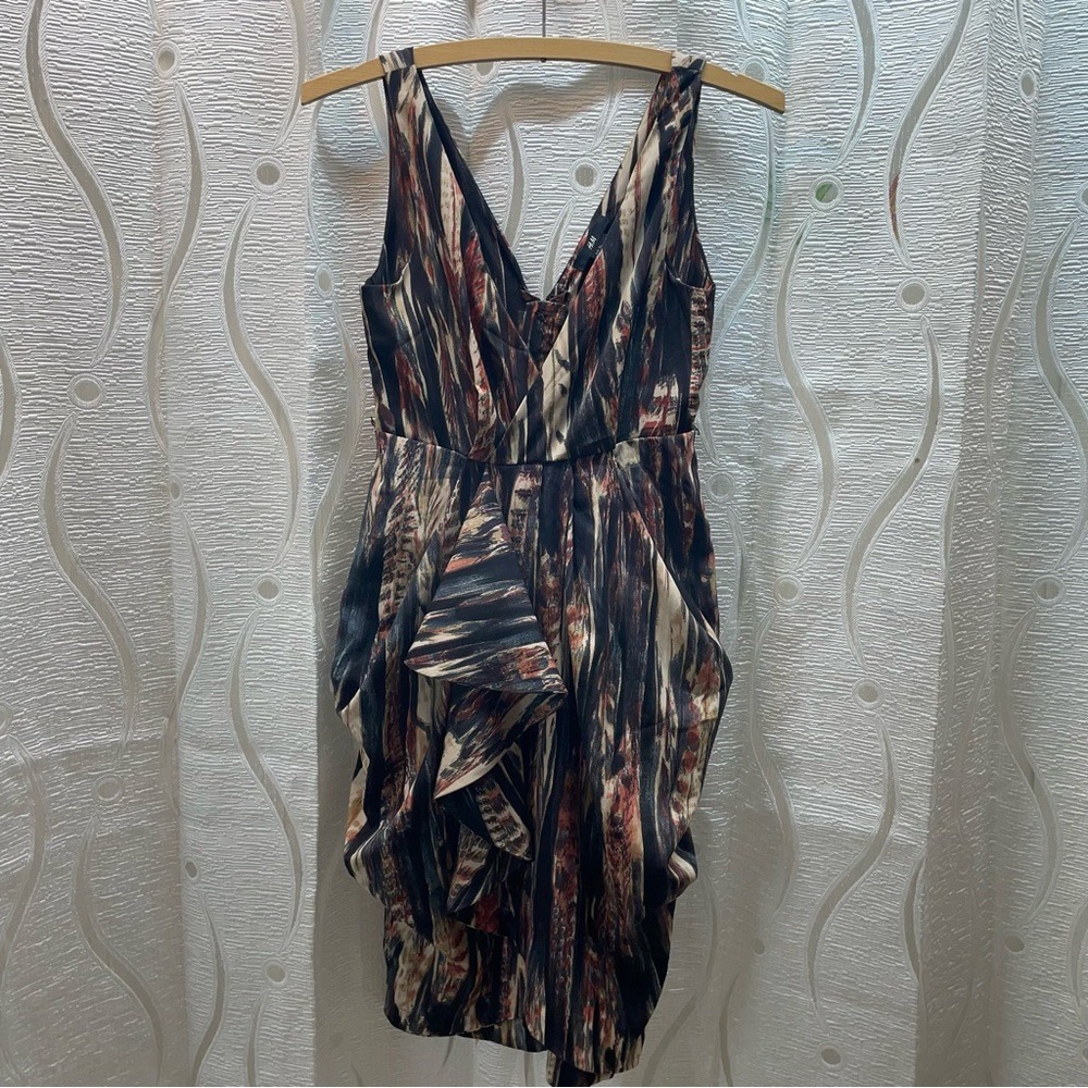 H&M Abstract Print V Neck Ruffle Sheath Dress Women US Size 2